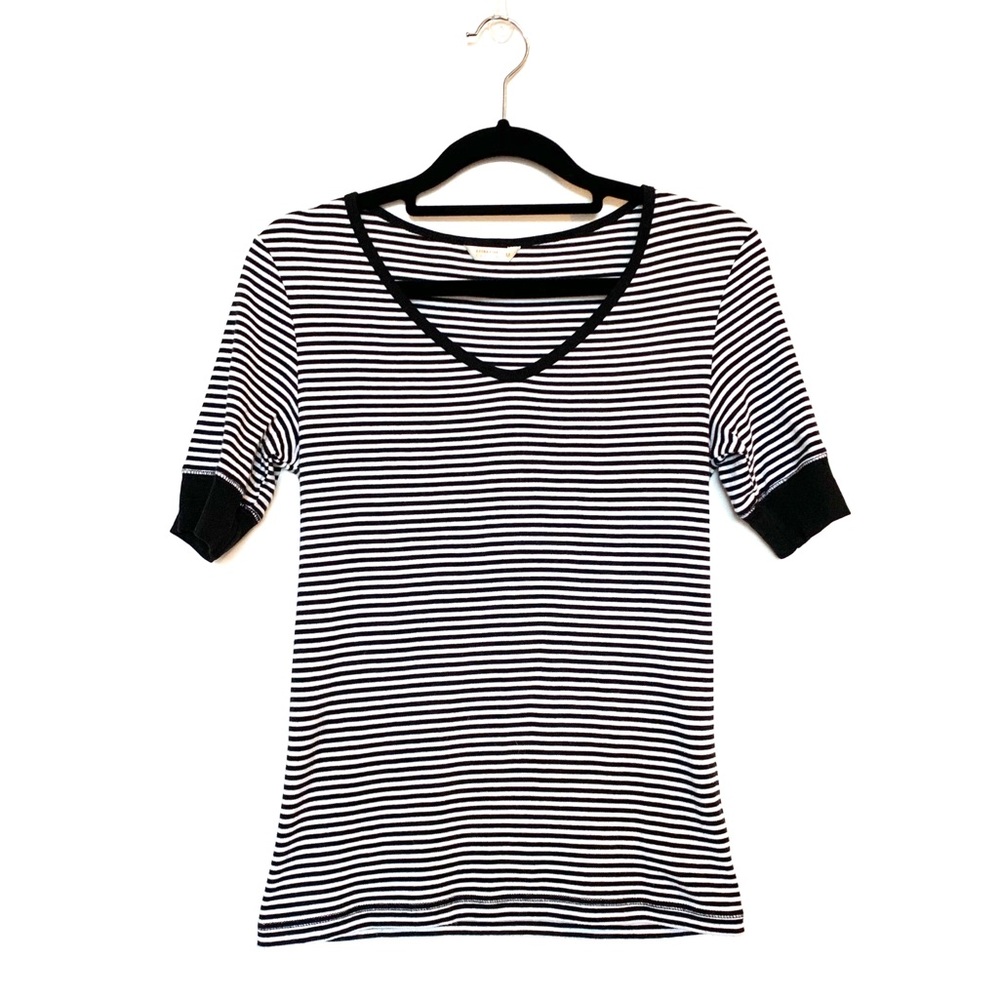 UNIQLO Cotton Striped Black and White Medium Shirt
